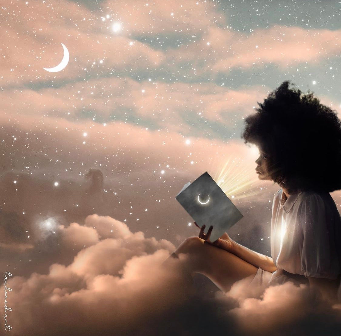 Moon Musings: How The Full Moon in Aquarius Will Affect Your Zodiac Sign (August 22, 2021)
