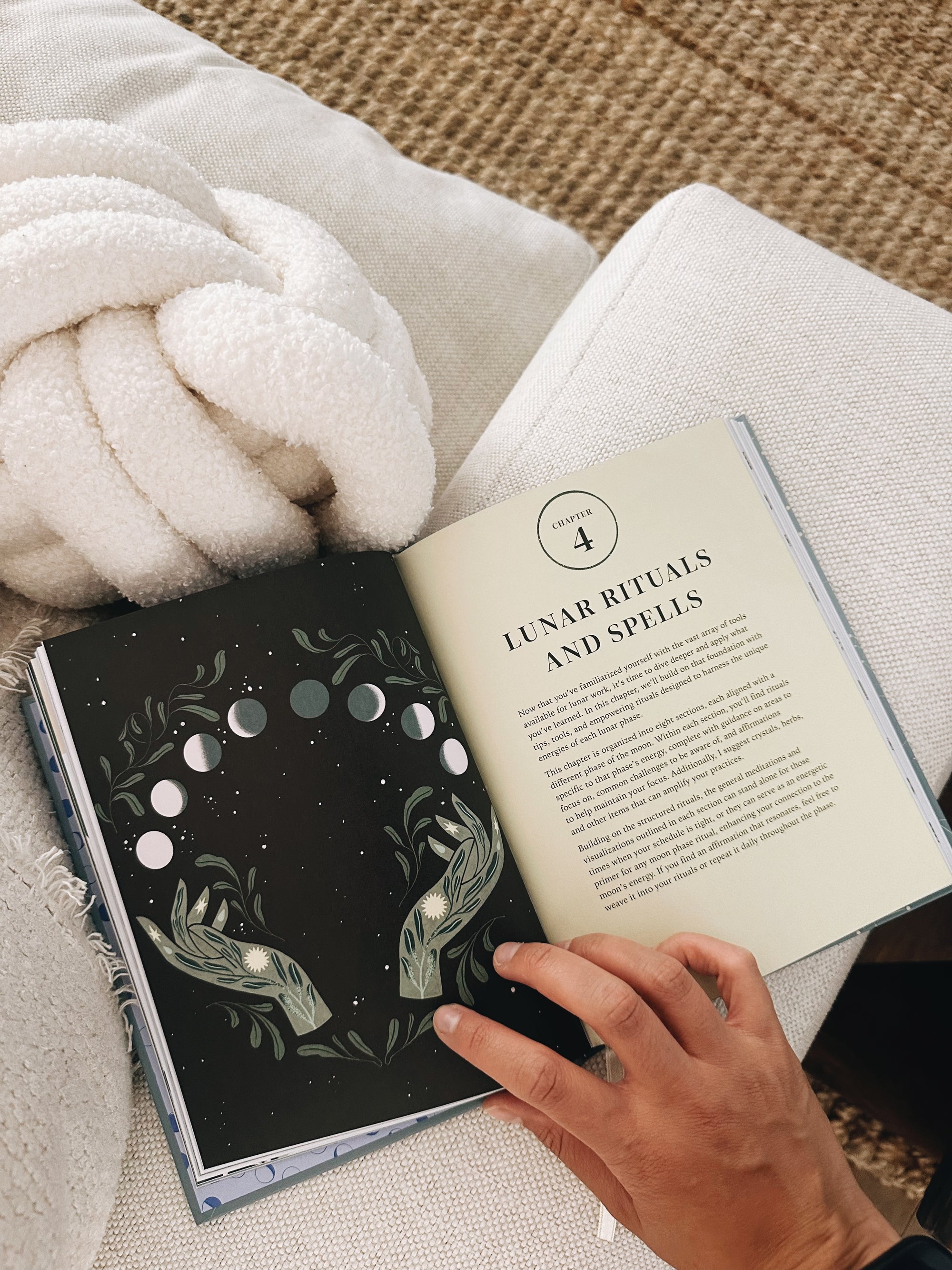 Practical Moon Magic: Your Empowering Guide to Living by the Moon