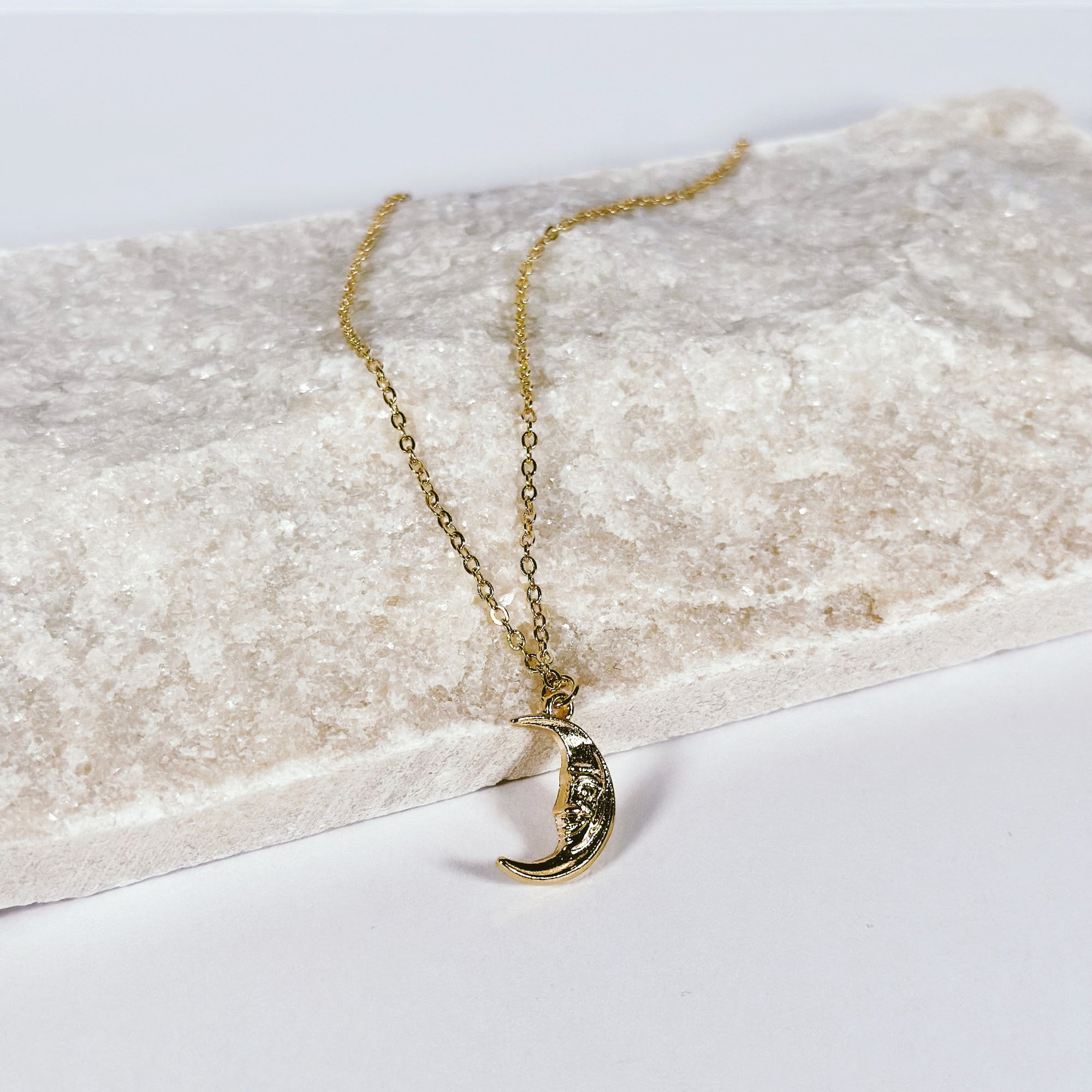 Simple Vintage Crescent Necklace