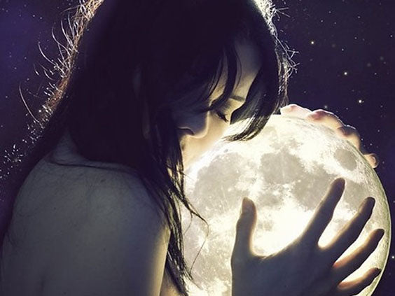 Moon Musings: How The New Moon in Scorpio Will Affect Your Zodiac Sign (Nov 18, 2017)