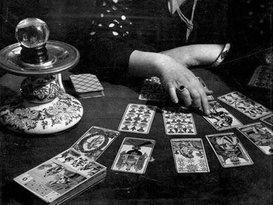 The Tarot and the Zodiac: Which Card Corresponds With Your Sign?
