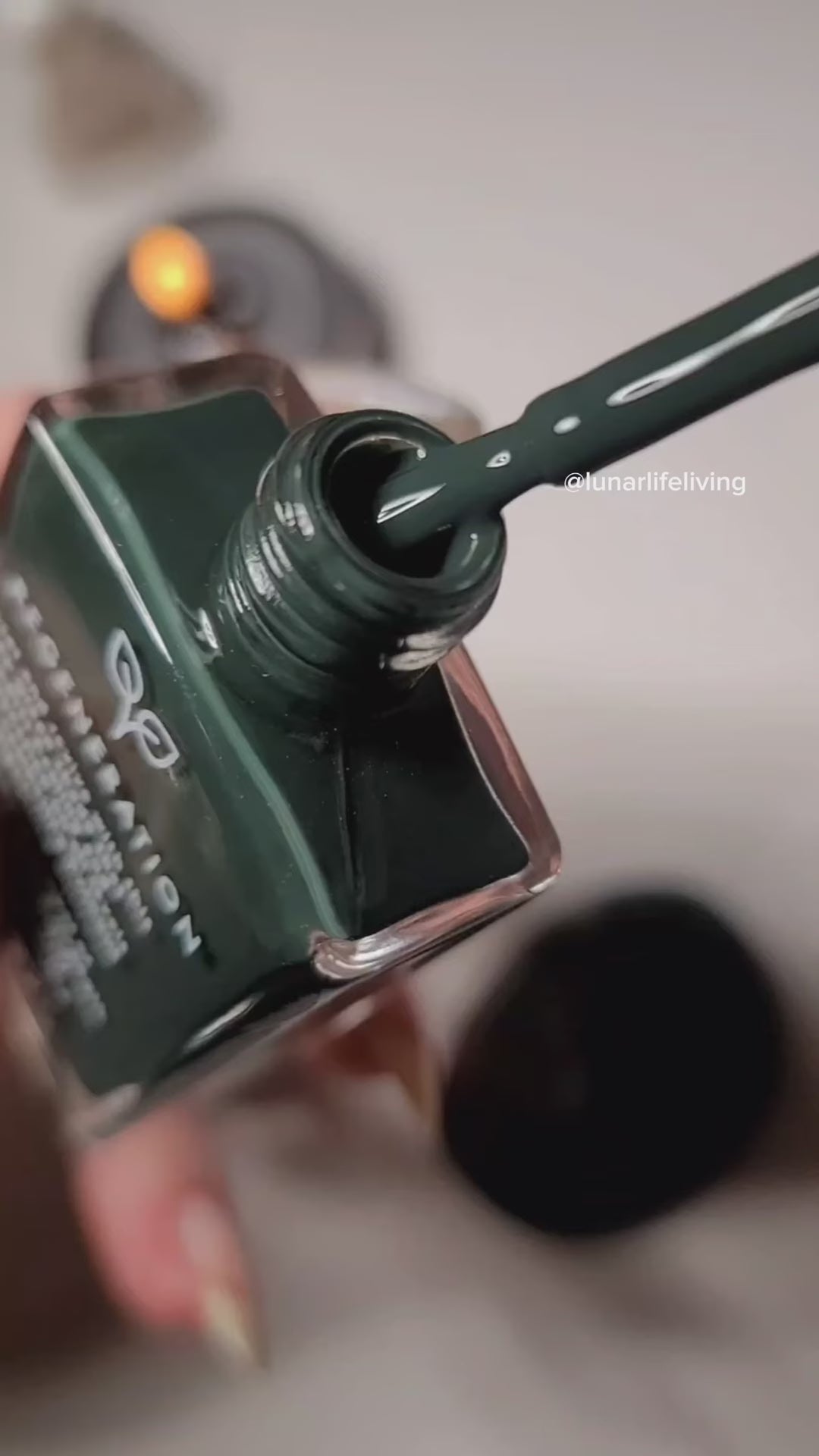 Video provided by Shopify App SwipeUp