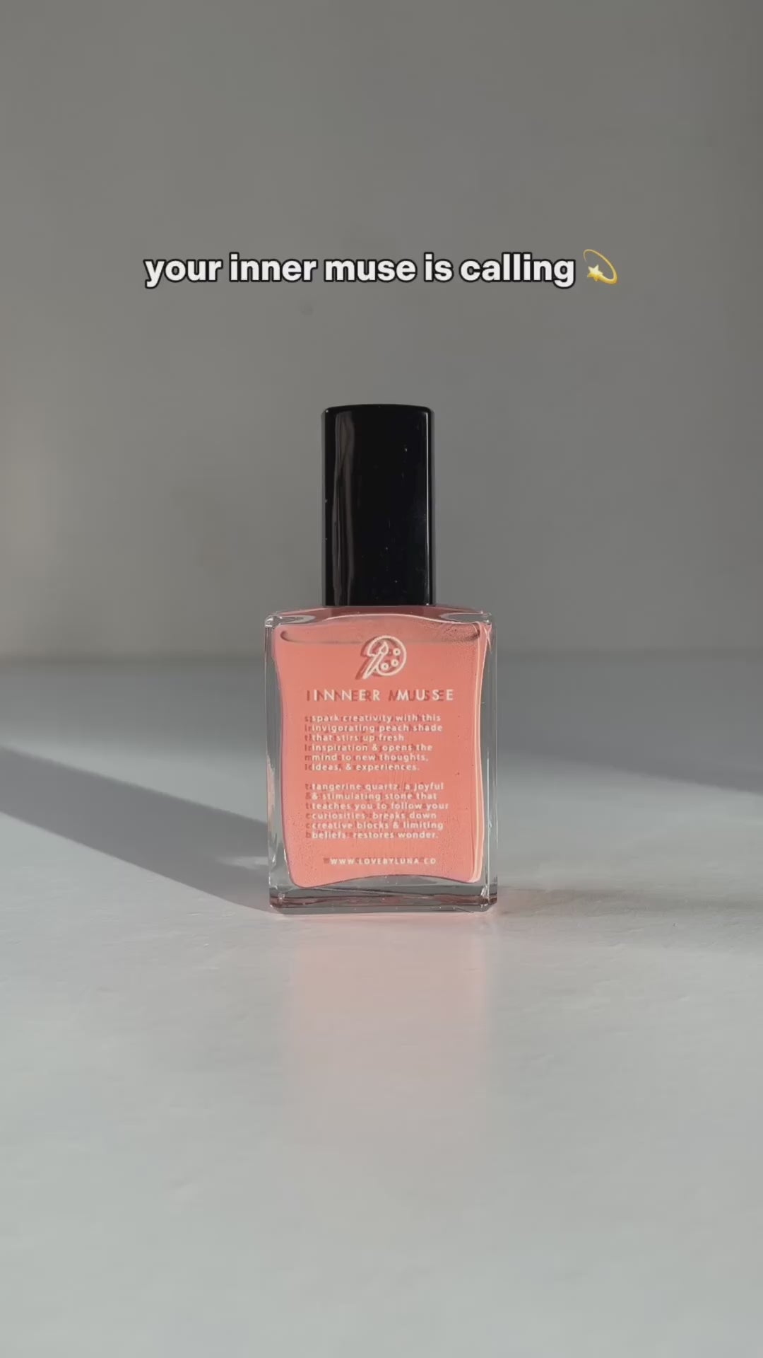 Video provided by Shopify App SwipeUp